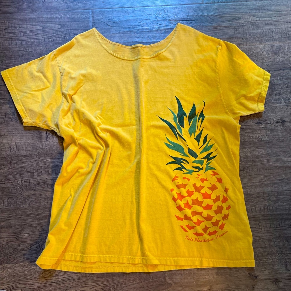 NWOT Crazy Shirts Pineapple Dyed Tee Sz XXL